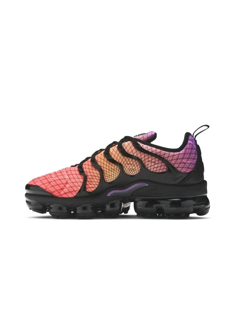 Кроссовки Nike Air VaporMax Plus 'Grid Sunset' — изображение 3 из 4, оранжевый