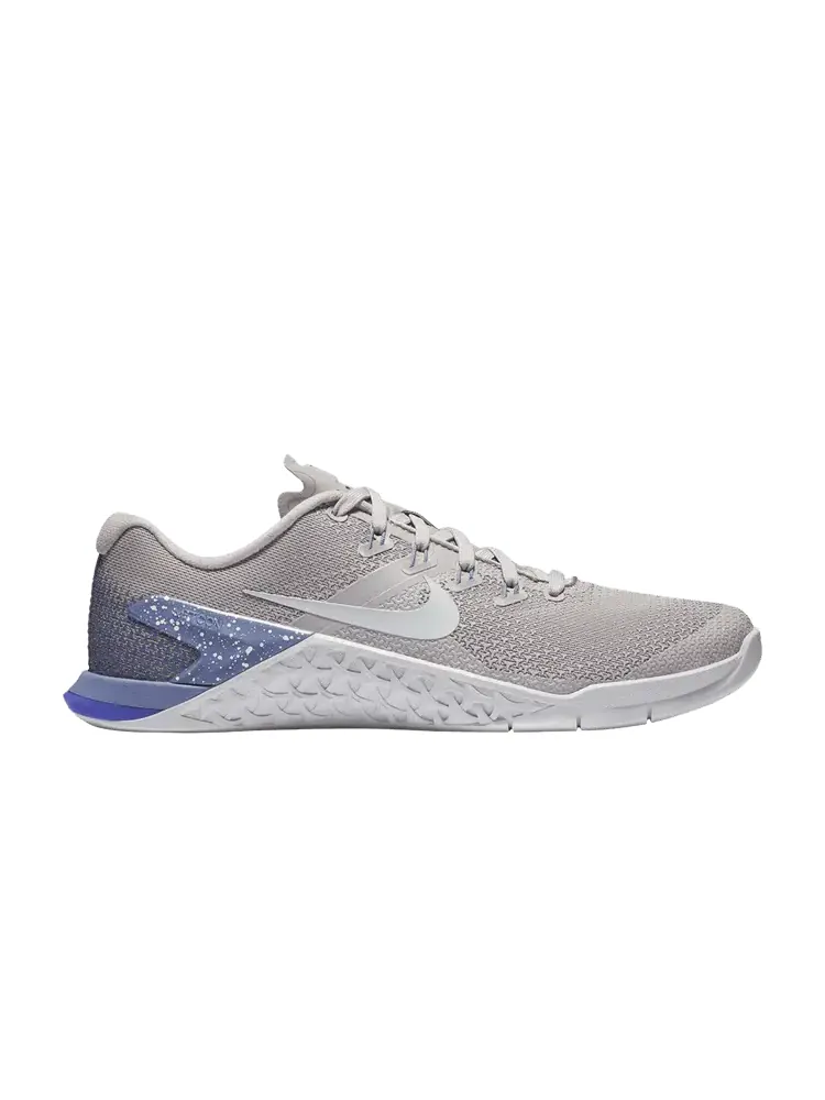 Кроссовки Nike Wmns Metcon 4 'Atmosphere Grey Purple' — изображение 1 из 1, серый/платиновый