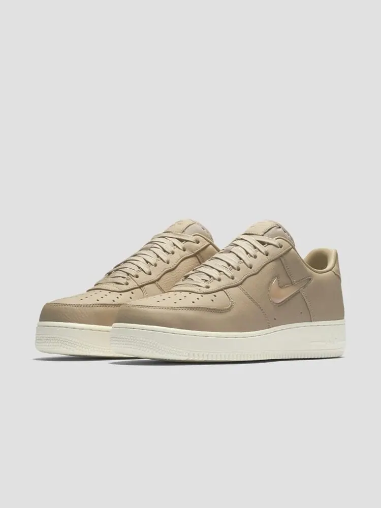 Кроссовки Nike Air Force 1 Low PRM 'Jewel' — изображение 2 из 6, загар