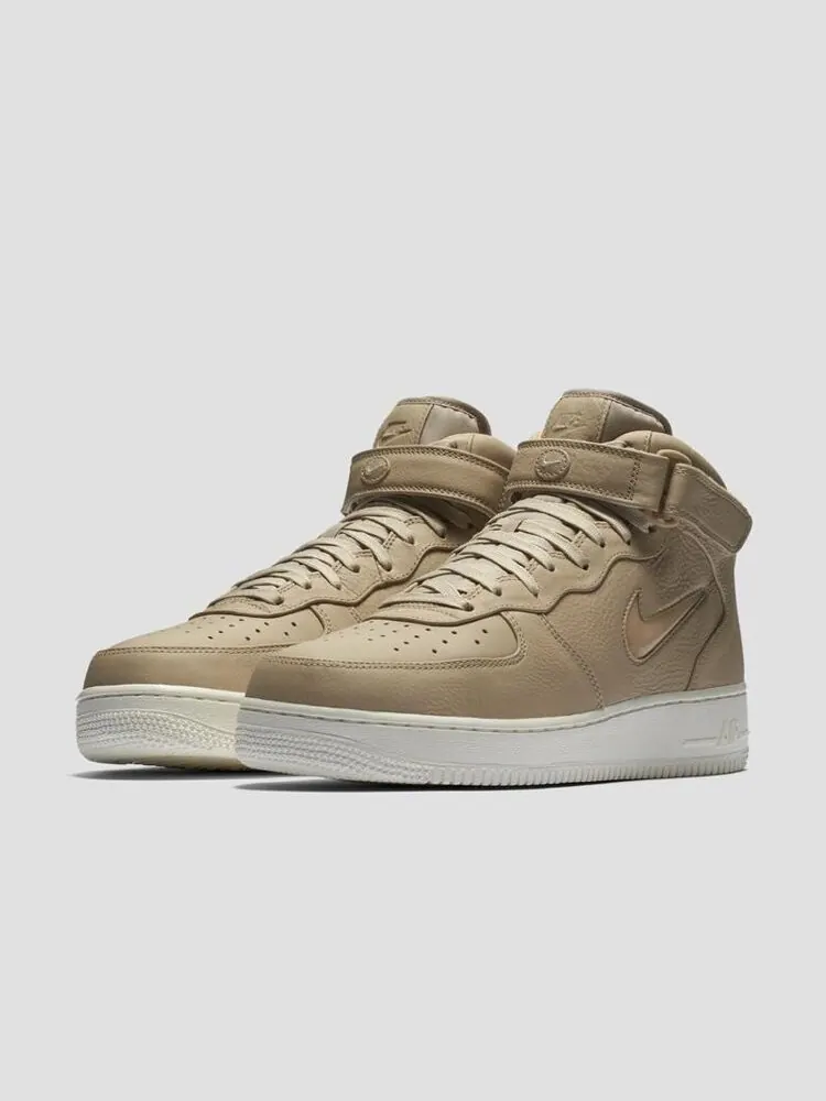 Кроссовки Nike Air Force 1 Mid PRM 'Jewel' — изображение 2 из 6, загар