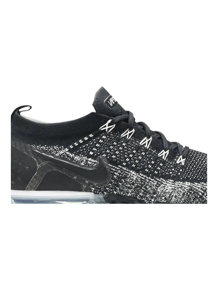 Кроссовки Nike Air VaporMax 2 Flyknit 'Orca' — изображение 2 из 4, черный