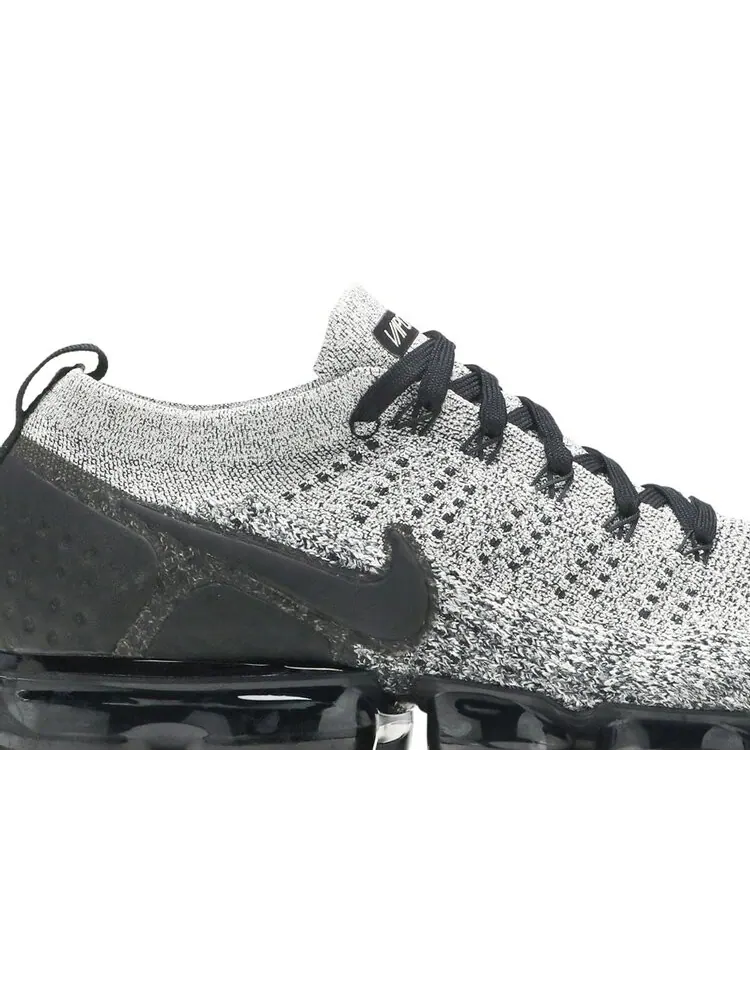 Кроссовки Nike Air VaporMax Flyknit 2 'Cookies and Cream' — изображение 2 из 4, черный