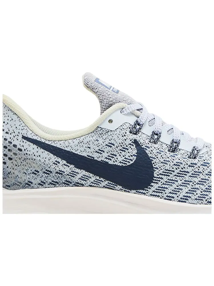 Кроссовки Nike Air Zoom Pegasus 35 'Football Grey' — изображение 2 из 8, серый