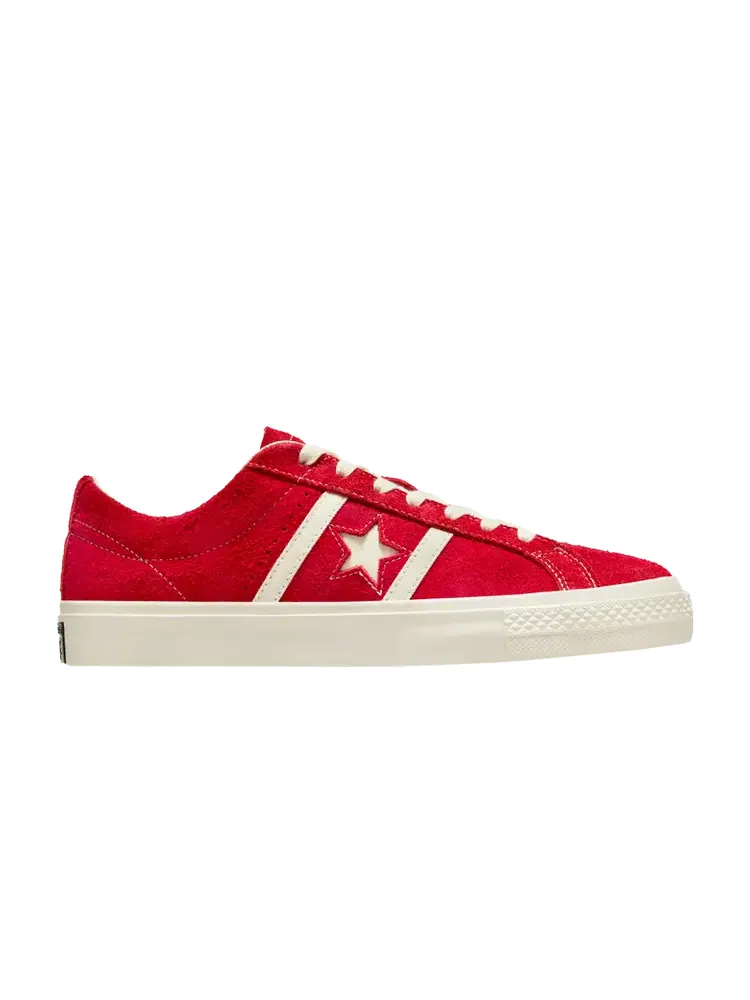 Кроссовки Converse One Star Academy Pro Suede — изображение 1 из 1, красный