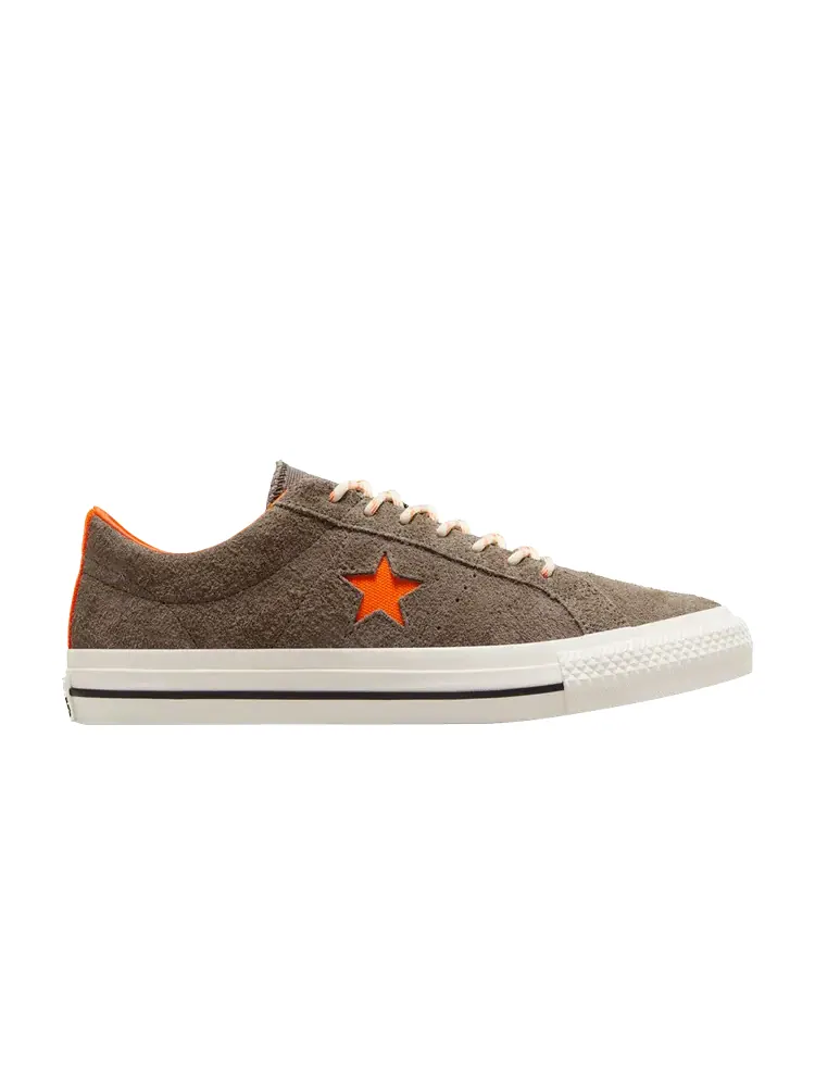 Кроссовки One Star Pro Low — изображение 1 из 1, оранжевый