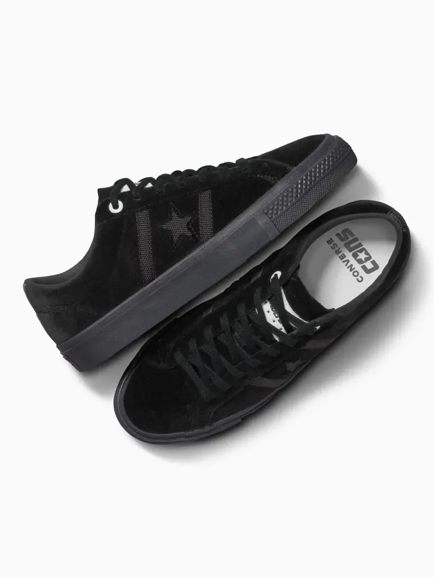 Кроссовки унисекс Converse x Undefeated One Star Academy Pro — изображение 2 из 13, черный