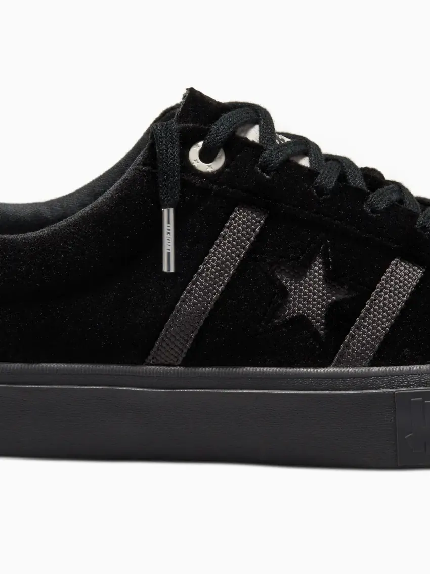 Кроссовки унисекс Converse x Undefeated One Star Academy Pro — изображение 11 из 13, черный