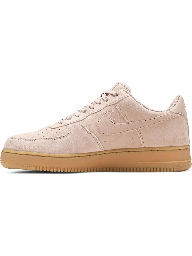 Кроссовки Nike Air Force 1 07 LV8 Suede 'Particle Pink' — изображение 3 из 8, розовый