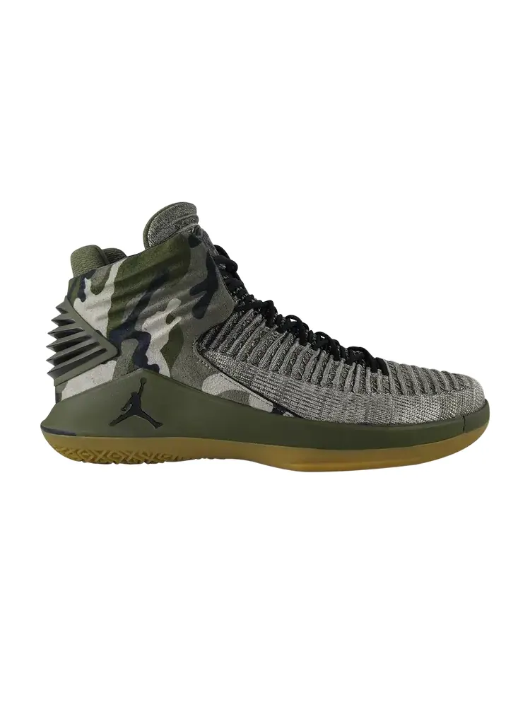 Кроссовки Air Jordan 32 'Veterans Day' — изображение 1 из 1, зеленый