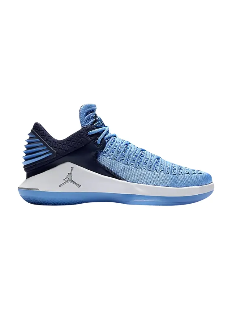 Кроссовки Air Jordan 32 Low GS 'Win Like 82' — изображение 1 из 1, синий