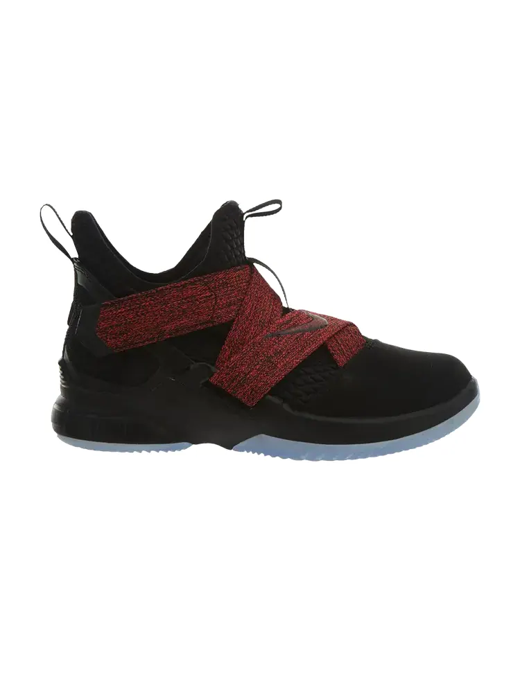 Кроссовки Nike LeBron Soldier 12 GS — изображение 1 из 1, черный