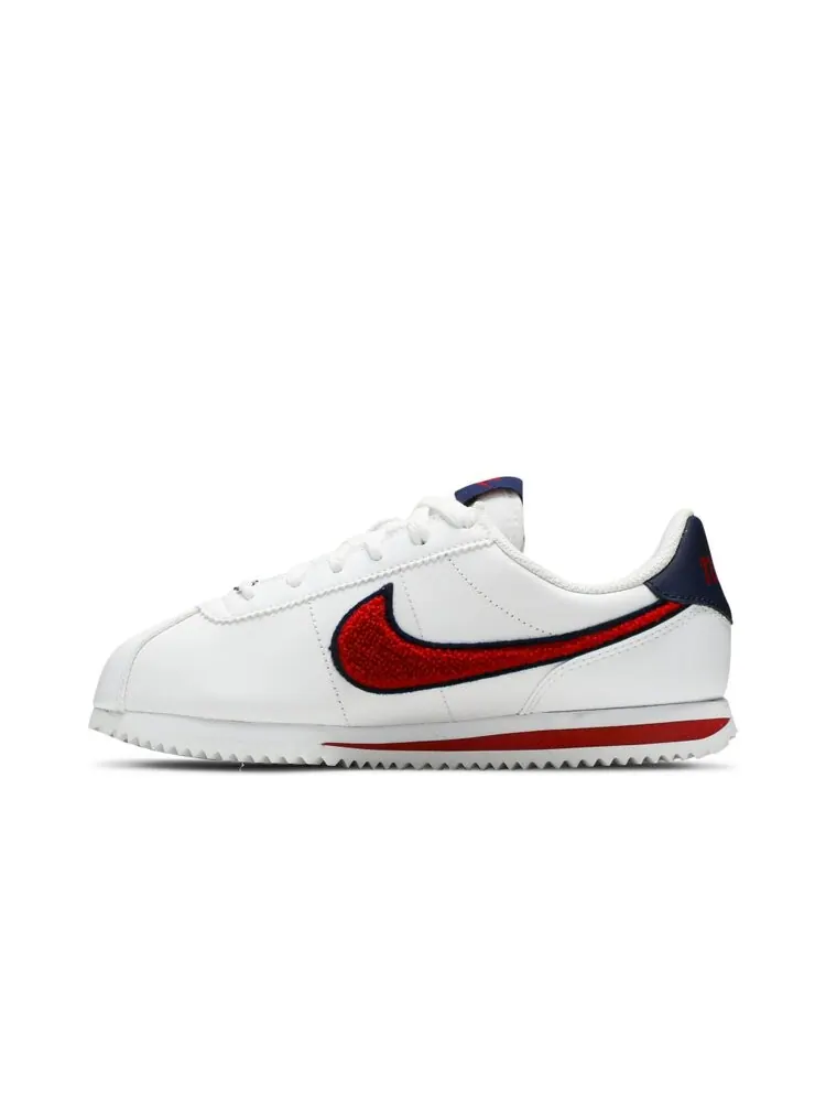Кроссовки Nike Cortez Basic Leather SE GS 'White' — изображение 3 из 4, белый