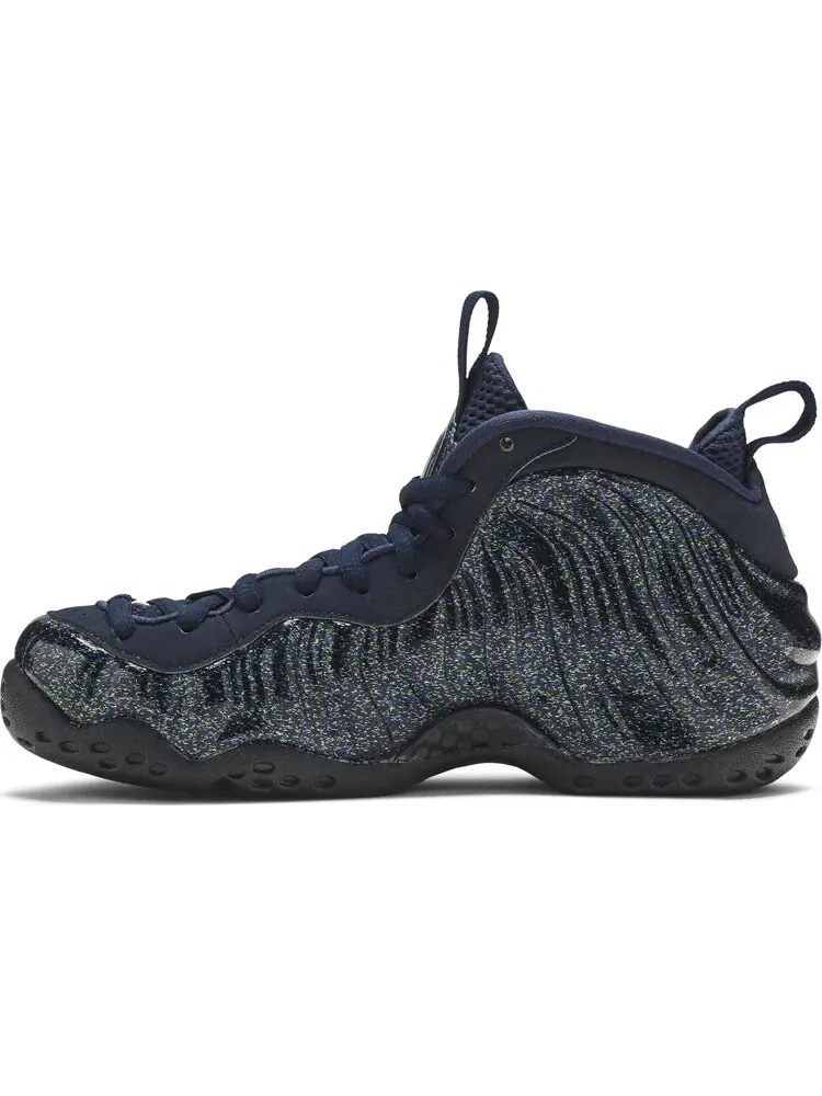 Кроссовки Nike Wmns Air Foamposite One 'Glitter' — изображение 3 из 8, синий