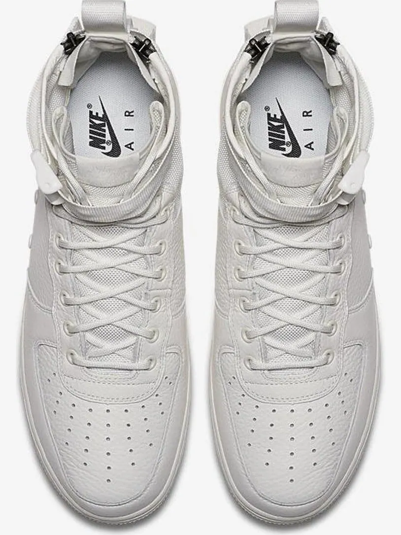 Кроссовки Nike SF Air Force 1 Mid 'Triple Ivory' — изображение 3 из 7, белый