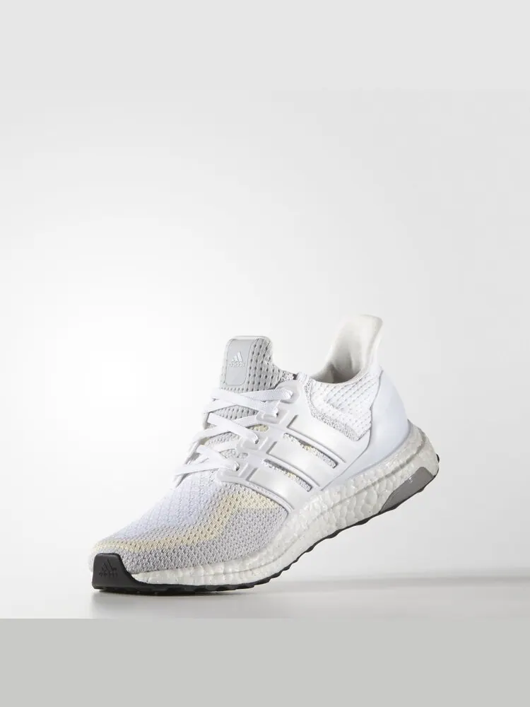 Кроссовки Adidas Wmns UltraBoost 2.0 'White Gradient' — изображение 2 из 4, белый
