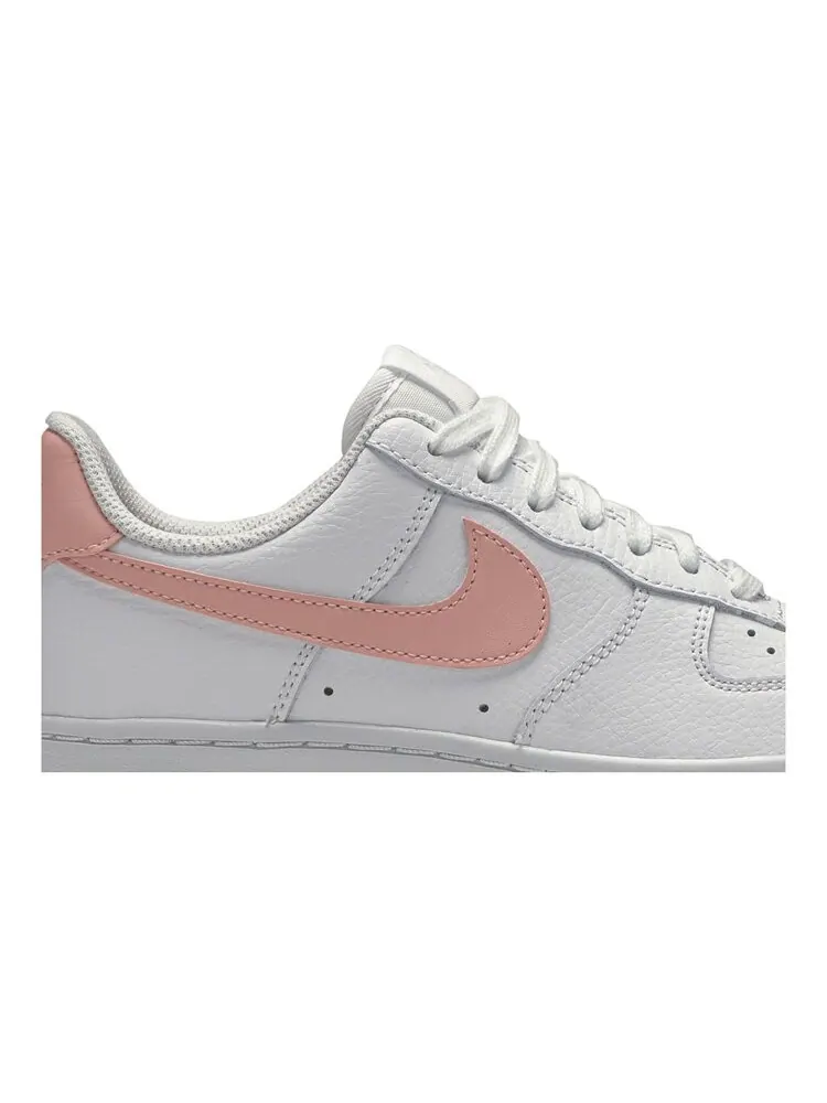 Кроссовки Nike Wmns Air Force 1 '07 'Oracle Pink' — изображение 2 из 4, белый