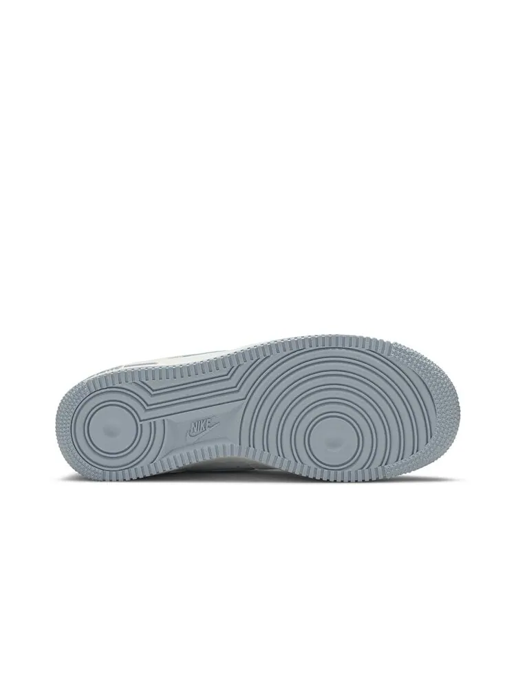 Кроссовки Nike Wmns Air Force 1 Low '07 Patent 'Light Armory Blue' — изображение 4 из 4, синий