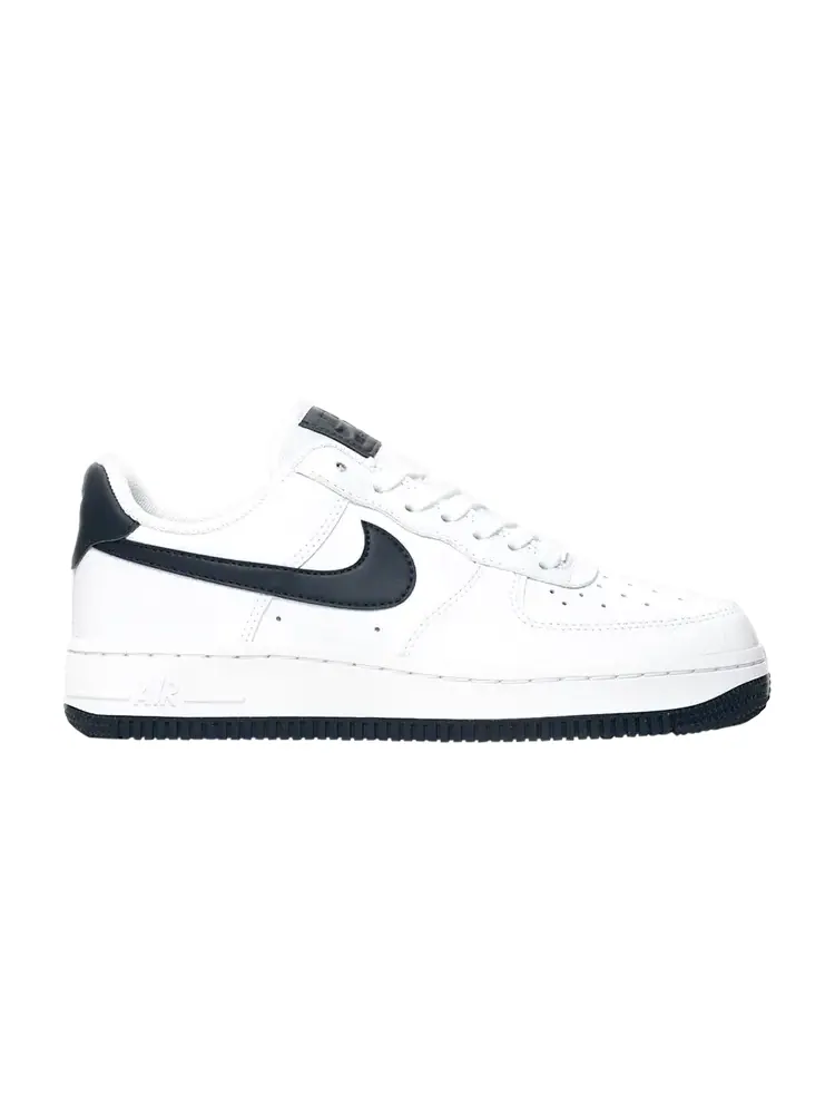 Кроссовки Nike Wmns Air Force 1 07 — изображение 1 из 1, белый