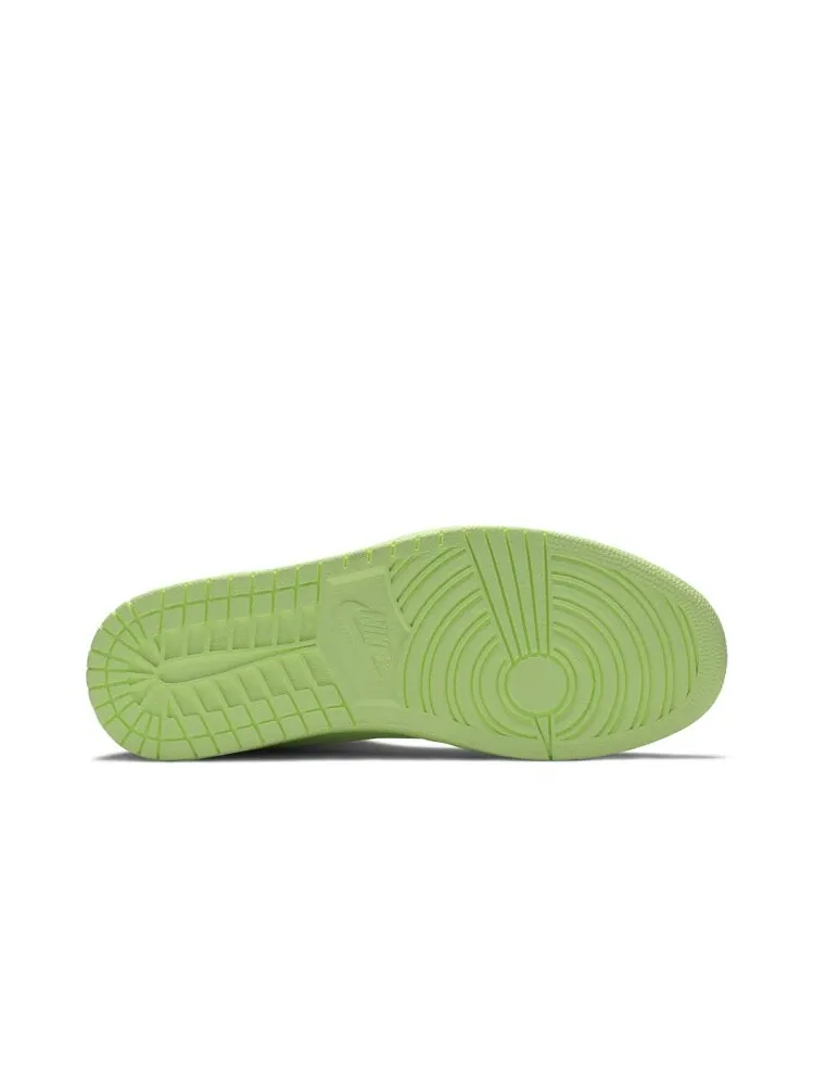 Кроссовки Air Jordan Wmns Air Jordan 1 High PRM 'Barely Volt' — изображение 4 из 4, желтый