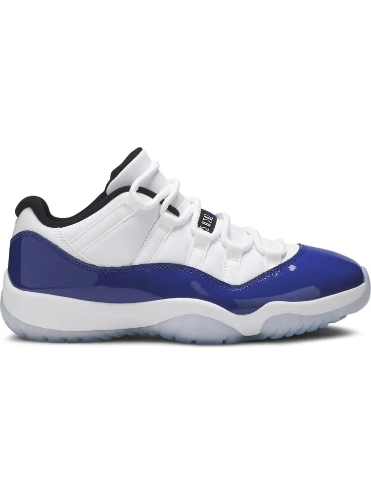 Кроссовки Wmns Air Jordan 11 Retro Low Concord Sketch — изображение 1 из 8, белый