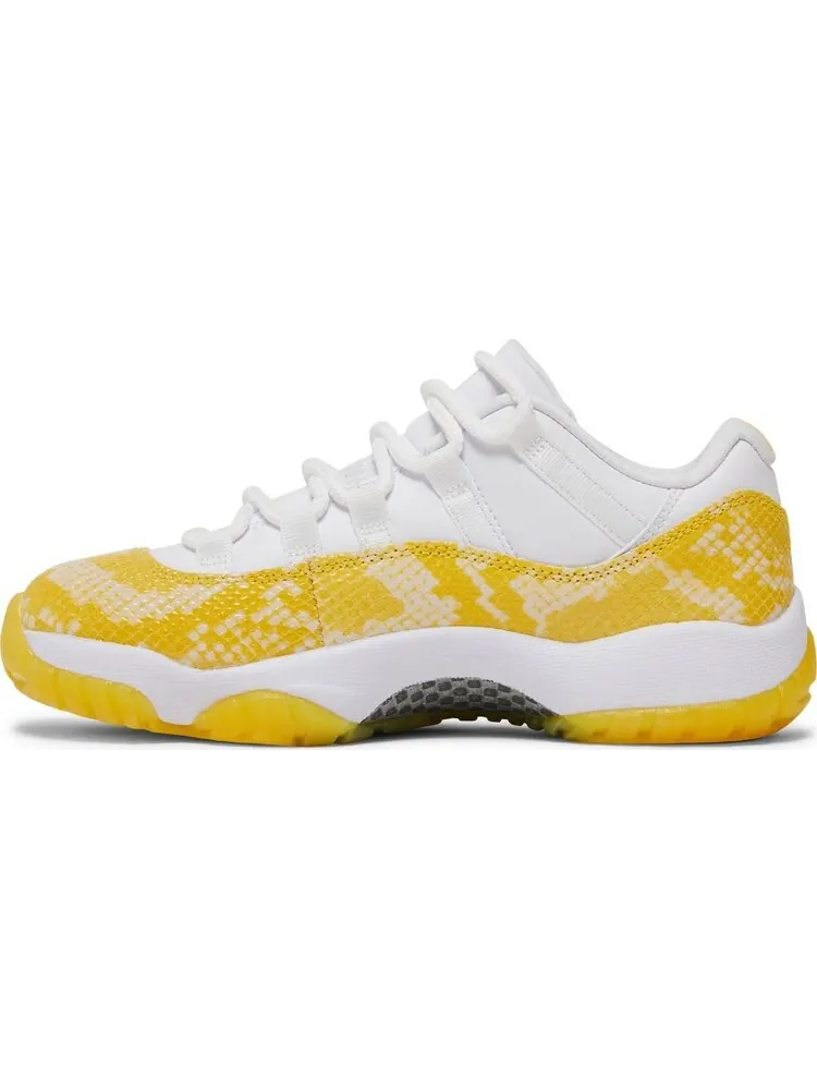 Кроссовки Wmns Air Jordan 11 Low Yellow Snakeskin — изображение 3 из 8, желтый