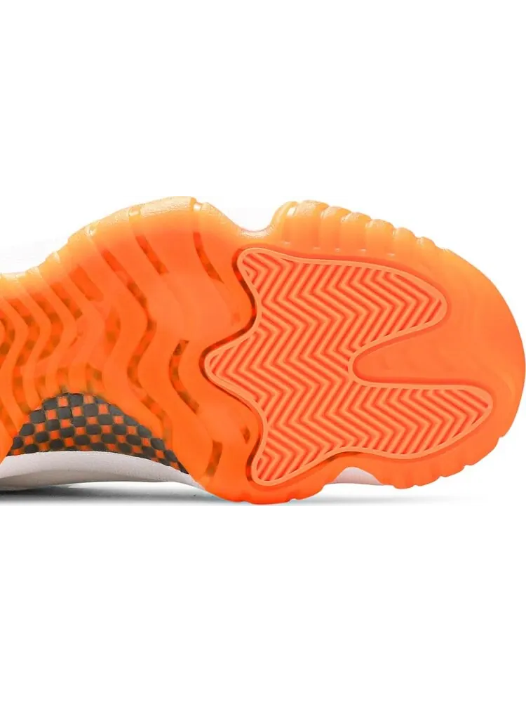 Кроссовки Wmns Air Jordan 11 Retro Low Bright Citrus — изображение 5 из 8, белый