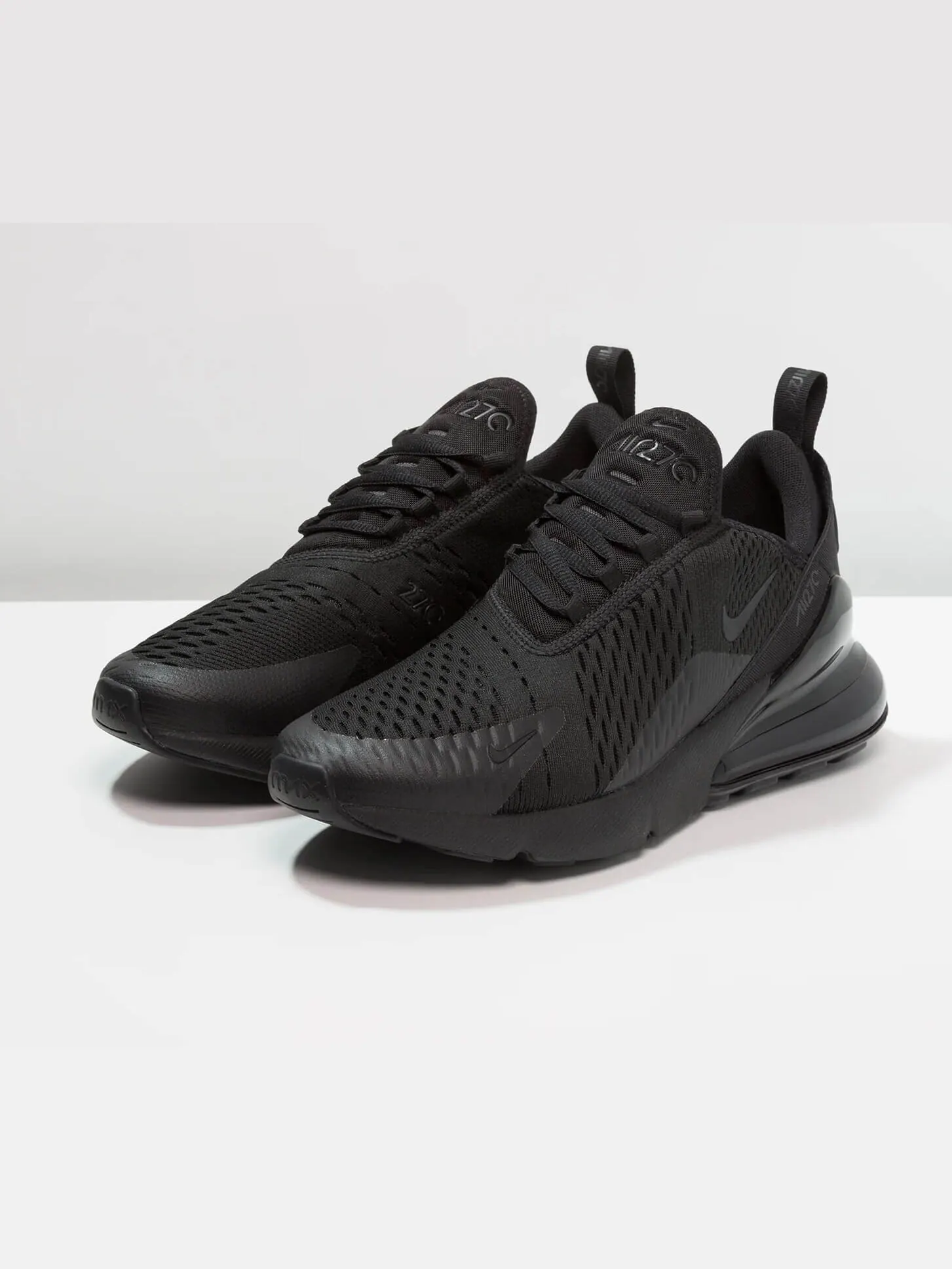 Кроссовки Nike Air Max 270 Black — изображение 2 из 6, черный