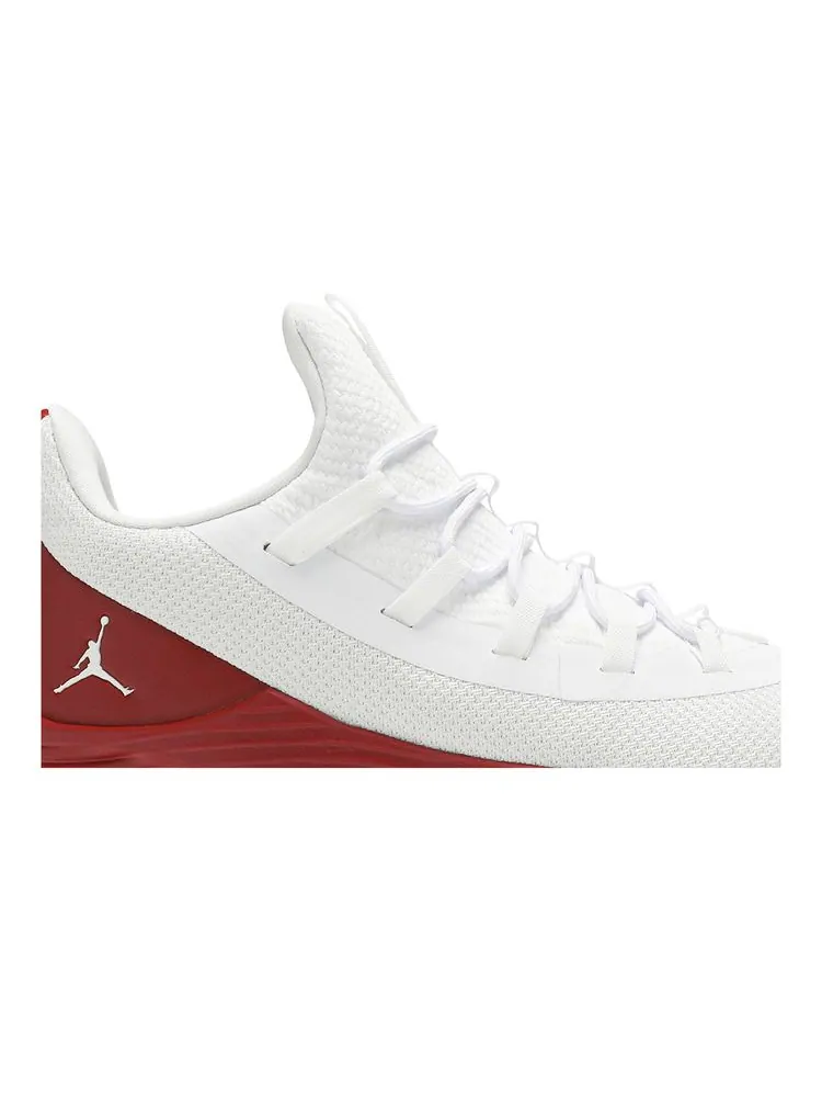 Кроссовки Jordan Ultra.Fly 2 Low 'White Gym Red' — изображение 2 из 8, белый красный