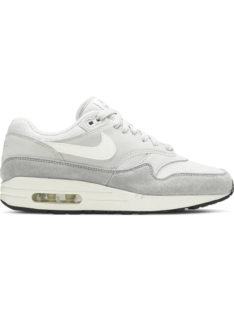 Кроссовки Nike Air Max 1 'Grey White' — изображение 1 из 8, серый