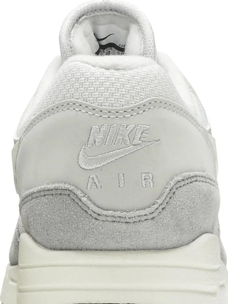 Кроссовки Nike Air Max 1 'Grey White' — изображение 7 из 8, серый