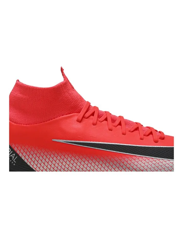 Кроссовки Nike Mercurial Superfly 6 Pro CR7 FG 'Bright Crimson' — изображение 2 из 4, красный
