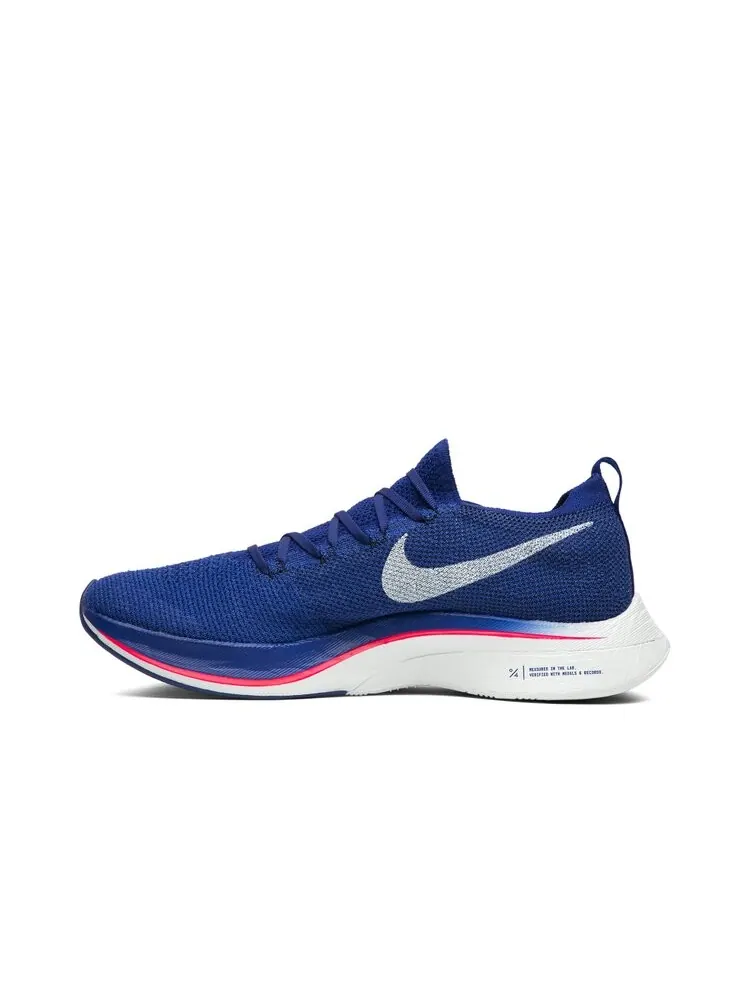 Кроссовки Nike Zoom VaporFly 4% Flyknit 'Deep Royal' — изображение 3 из 4, синий