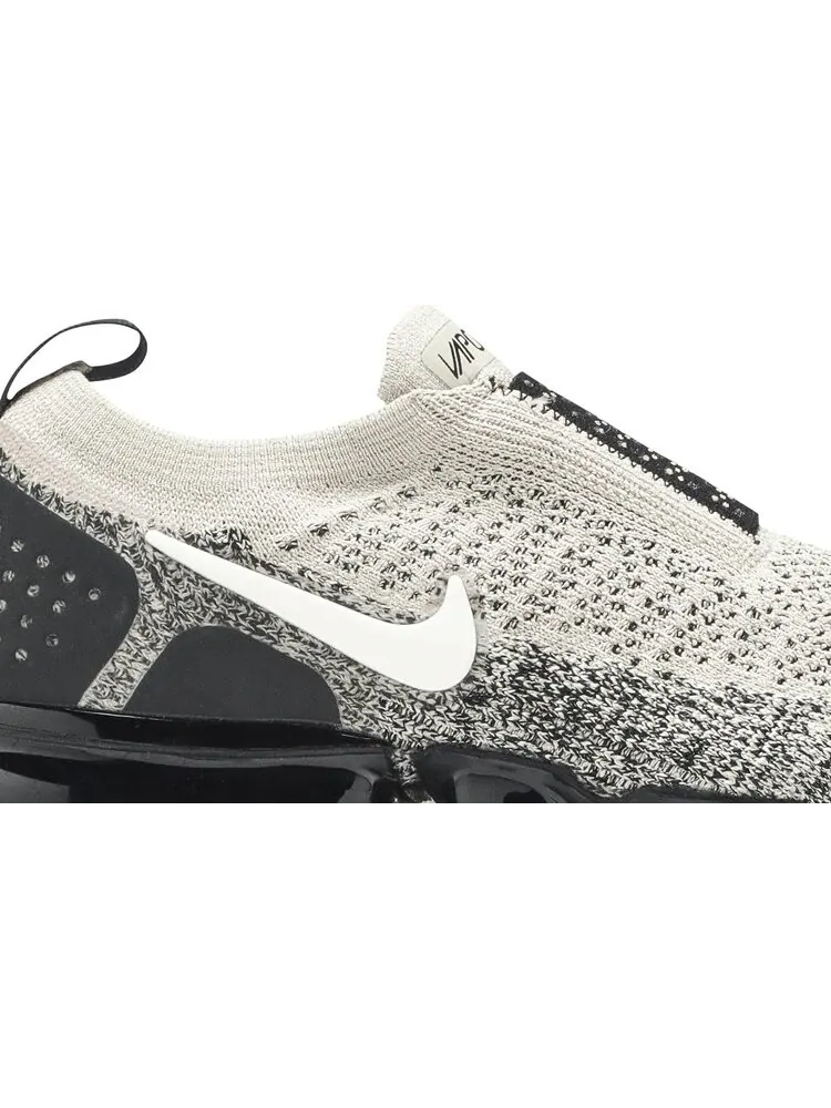 Кроссовки Nike Wmns VaporMax Moc 2 'Moon Particle' — изображение 2 из 8, бежевый