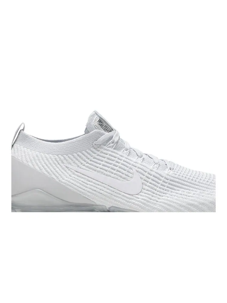 Кроссовки Nike Air VaporMax Flyknit 3 'Pure Platinum' — изображение 2 из 4, белый