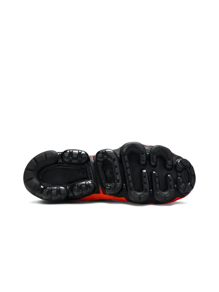 Кроссовки Nike Air VaporMax 3.0 — изображение 4 из 4, красный