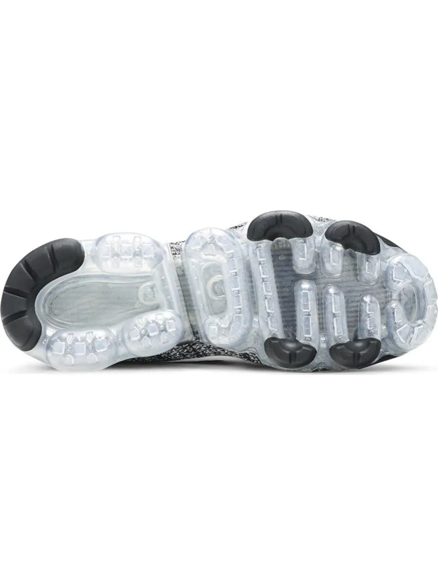 Кроссовки Nike Wmns Air VaporMax Flyknit 3 'Oreo' — изображение 4 из 4, черный/серый/белый