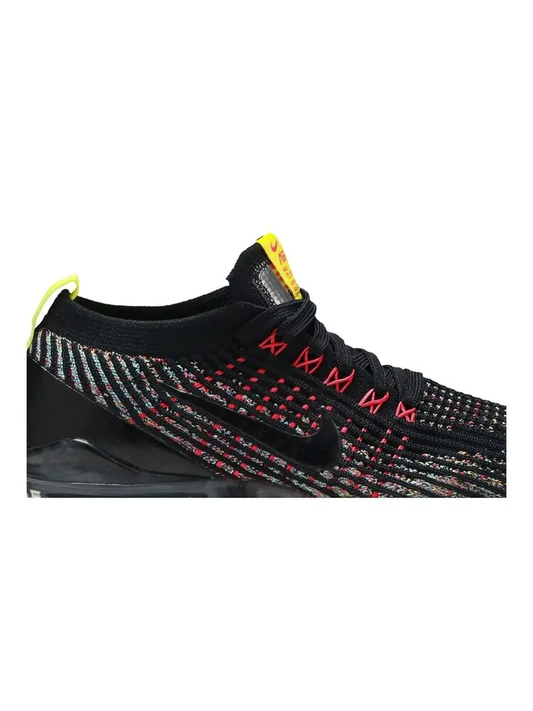 Кроссовки Nike Wmns Air VaporMax Flyknit 3 — изображение 2 из 4, черный