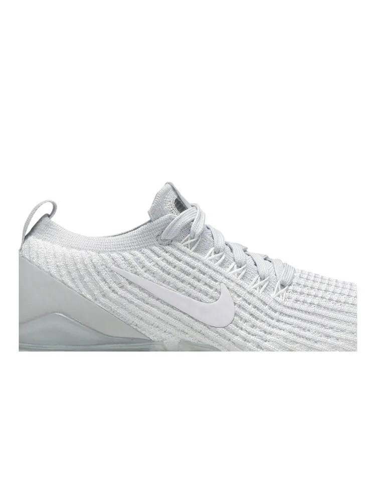 Кроссовки Nike Wmns Air VaporMax Flyknit 3 'Pure Platinum' — изображение 2 из 4, белый