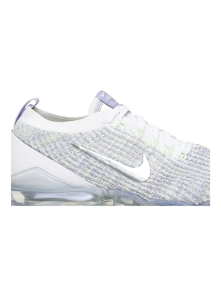 Кроссовки Nike Wmns Air VaporMax Flyknit 3 'Barely Volt' — изображение 2 из 4, белый