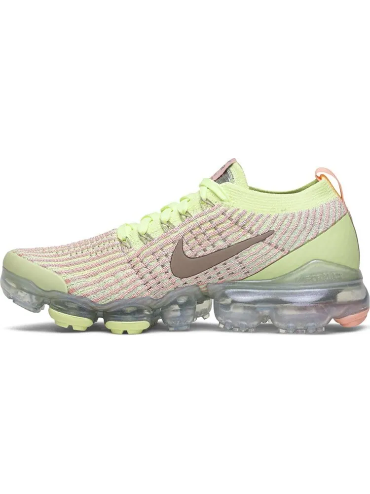 Кроссовки Nike Wmns Air VaporMax Flyknit 3 'Barely Volt Pink' — изображение 3 из 8, желтый