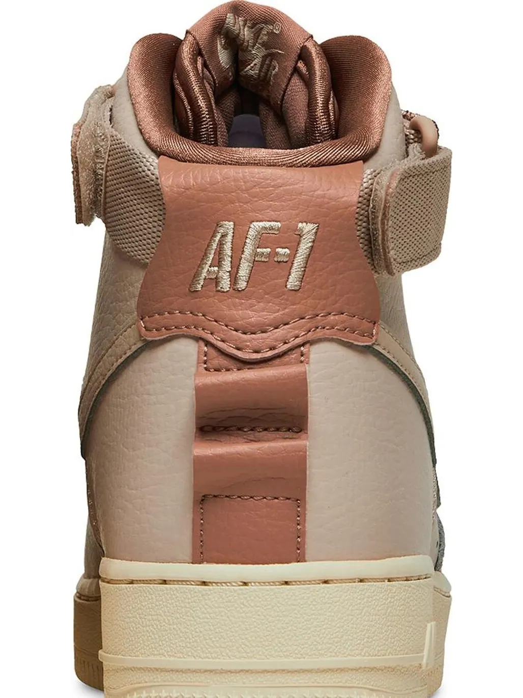 Кроссовки Nike Wmns Air Force 1 High Utility 'Pink' — изображение 7 из 8, розовый