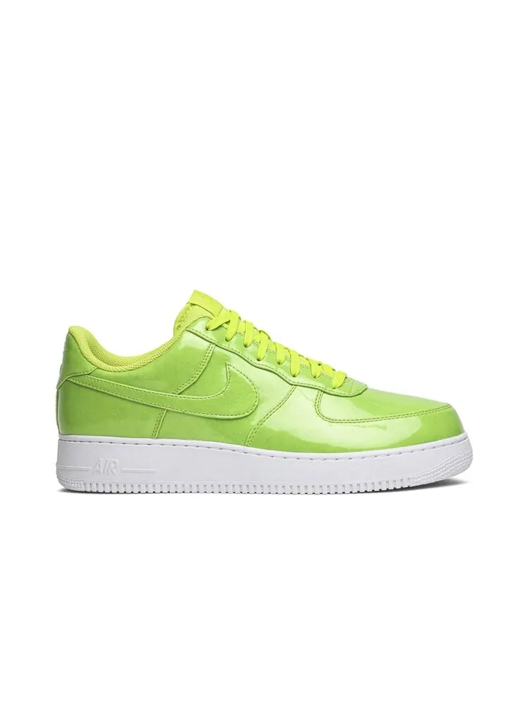 Кроссовки Nike Air Force 1 '07 LV8 UV 'Cyber' — изображение 1 из 4, зеленый