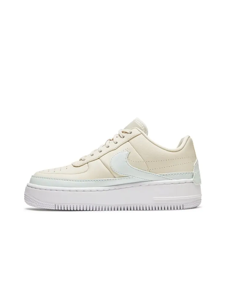 Кроссовки Nike Wmns Air Force 1 Low Jester XX 'Light Cream' — изображение 3 из 4, бежевый