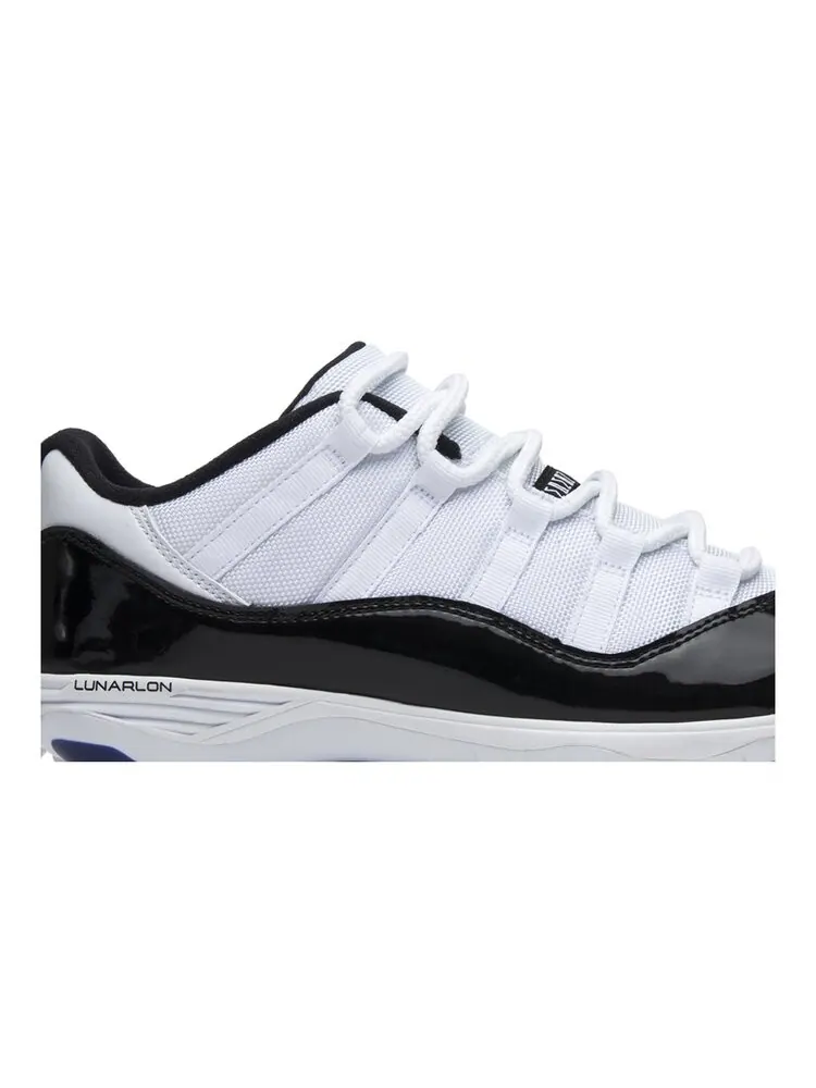 Кроссовки Air Jordan 11 Low TD Cleat 'Concord' — изображение 2 из 4, белый