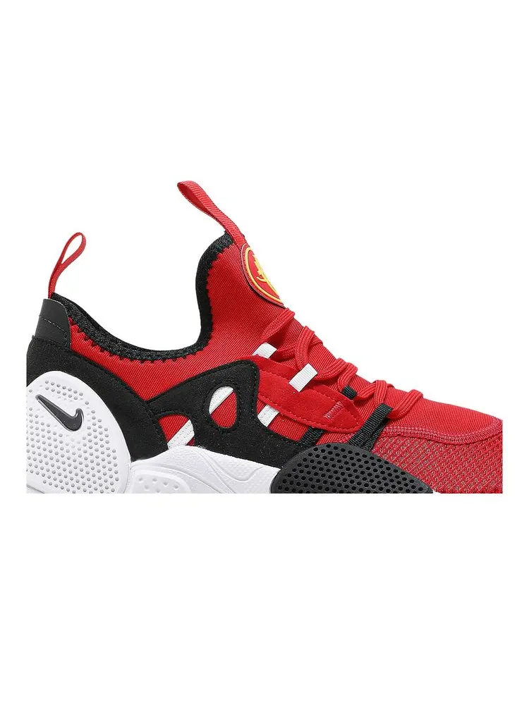 Кроссовки Huarache E.D.G.E. TXT 'University Red Black' — изображение 2 из 8, красный черный