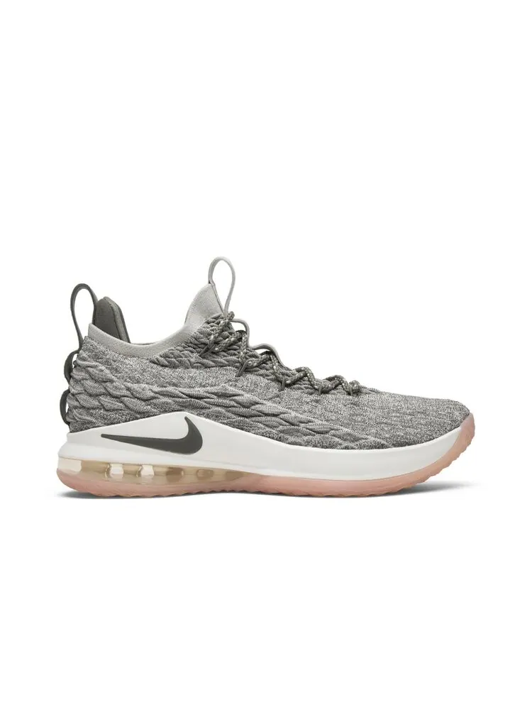 Кроссовки Nike LeBron 15 Low 'Light Bone' — изображение 1 из 4, серый