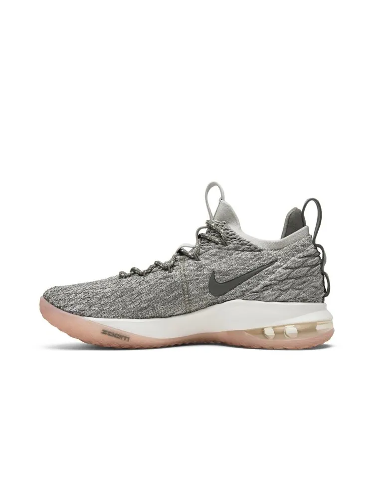 Кроссовки Nike LeBron 15 Low 'Light Bone' — изображение 3 из 4, серый