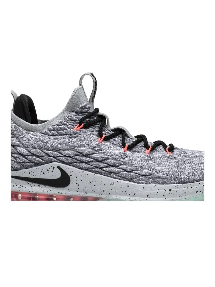 Кроссовки Nike Lebron 15 Low 'Melon' — изображение 2 из 4, серый