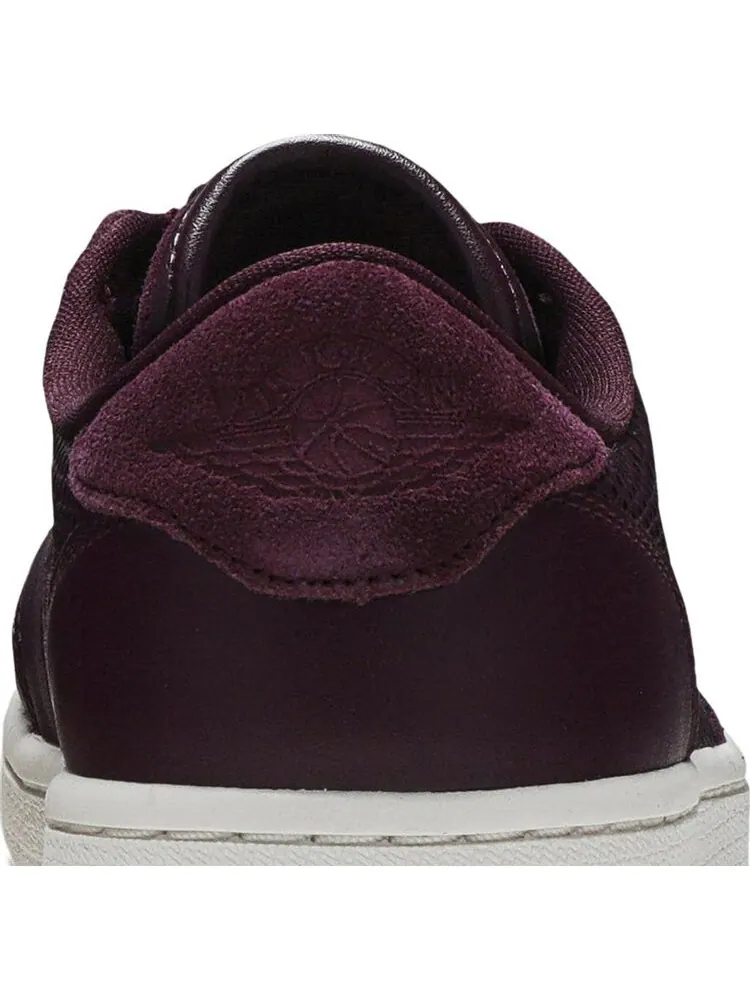 Кроссовки Wmns Air Jordan 1 Retro Low NS 'Bordeaux' — изображение 4 из 8, фиолетовый