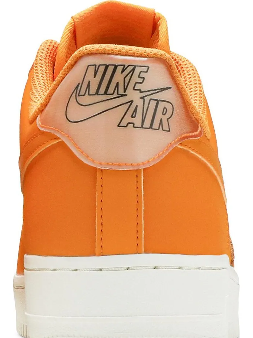 Кроссовки Nike Wmns Air Force 1 Low '07 Essential 'Orange Peel' — изображение 7 из 8, оранжевый